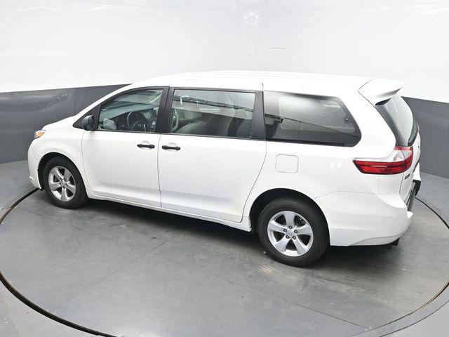 Photo of 2017 . Toyota Sienna