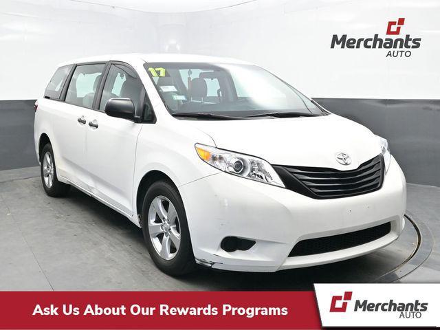 Photo of 2017 . Toyota Sienna