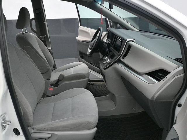 Photo of 2017 . Toyota Sienna