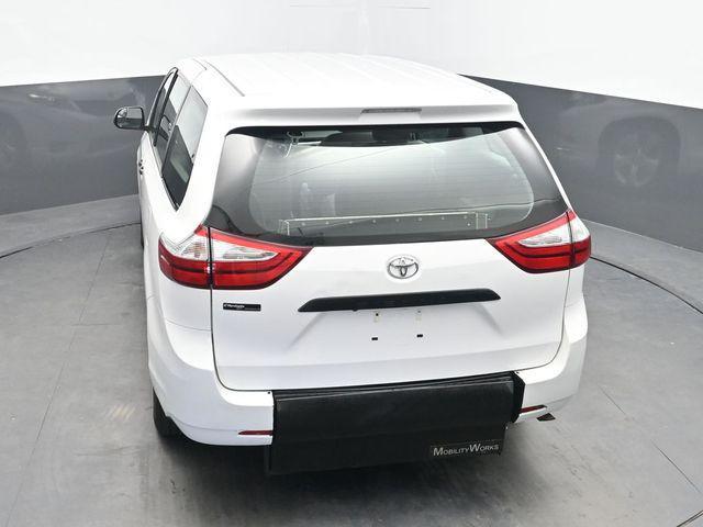 Photo of 2017 . Toyota Sienna