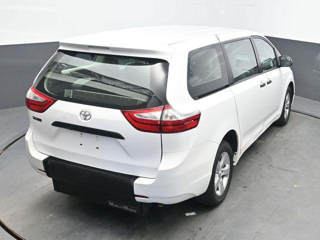 Photo of 2017 . Toyota Sienna