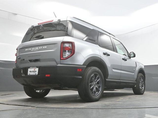 Photo of 2022 Iconic Silver Metallic Ford Bronco Sport