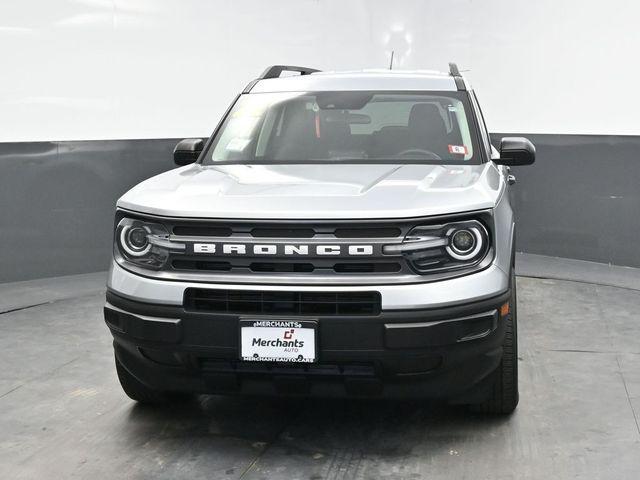 Photo of 2022 Iconic Silver Metallic Ford Bronco Sport
