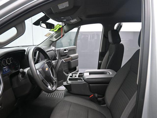 Photo of 2020 Silver Ice Metallic Chevrolet Silverado 1500