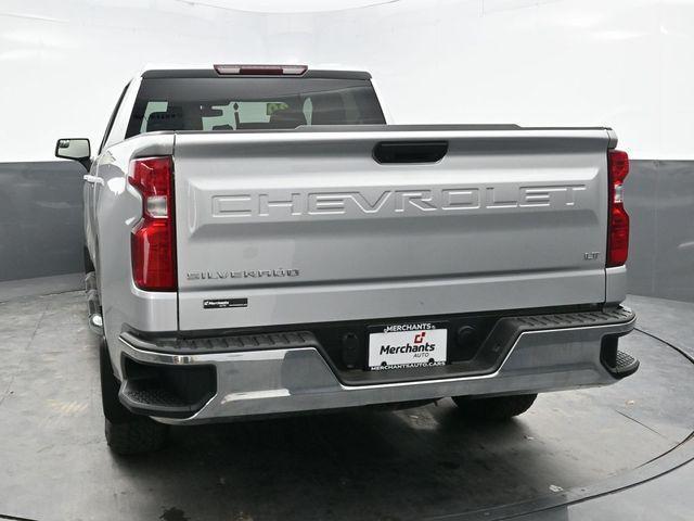 Photo of 2020 Silver Ice Metallic Chevrolet Silverado 1500