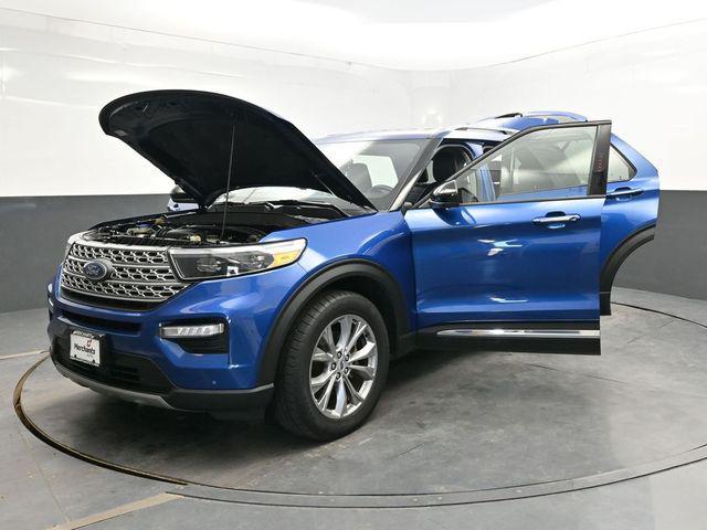 Photo of 2022 Blue Metallic Ford Explorer
