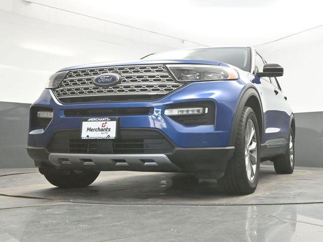 Photo of 2022 Blue Metallic Ford Explorer
