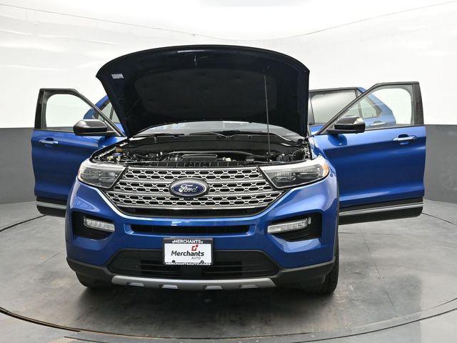 Photo of 2022 Blue Metallic Ford Explorer