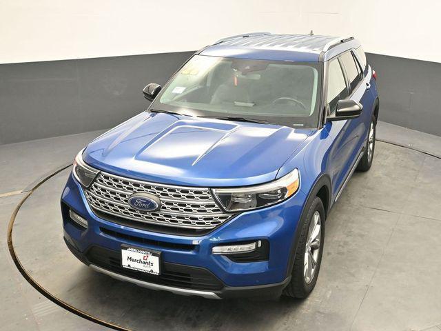 Photo of 2022 Blue Metallic Ford Explorer
