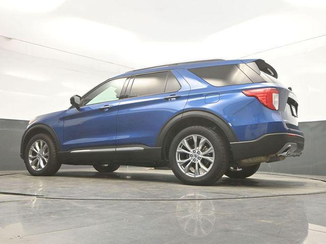 Photo of 2022 Blue Metallic Ford Explorer