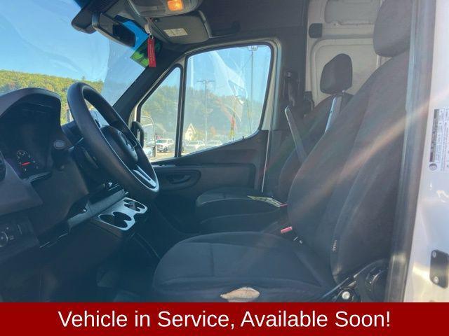 Photo of 2023 White Mercedes-Benz Sprinter 2500
