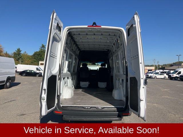 Photo of 2023 White Mercedes-Benz Sprinter 2500
