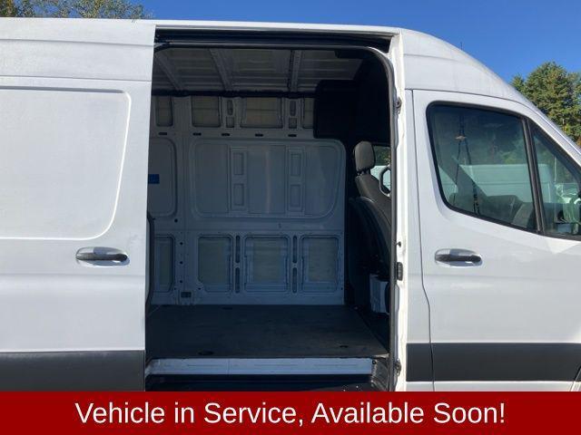 Photo of 2023 White Mercedes-Benz Sprinter 2500