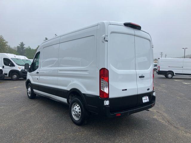 Photo of 2023 Oxford White Ford Transit-250