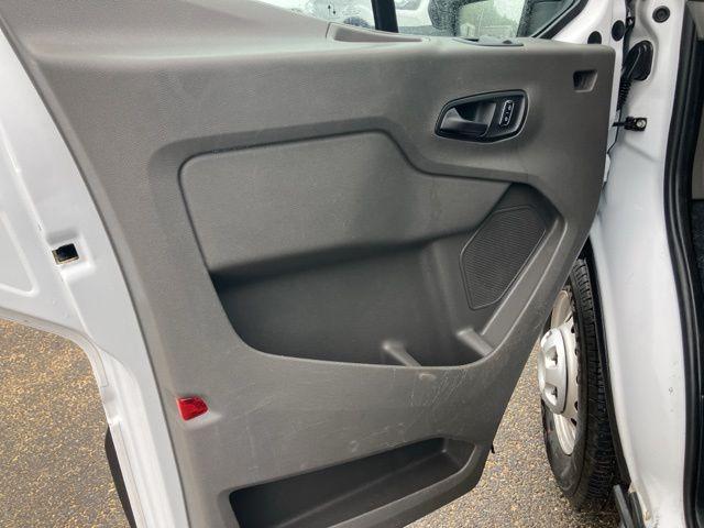 Photo of 2023 Oxford White Ford Transit-250