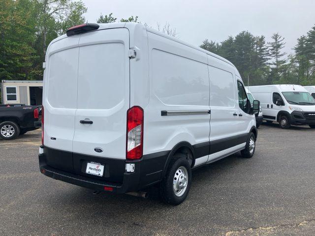 Photo of 2023 Oxford White Ford Transit-250