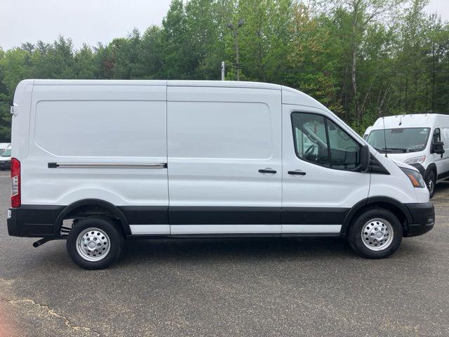 Photo of 2023 Oxford White Ford Transit-250