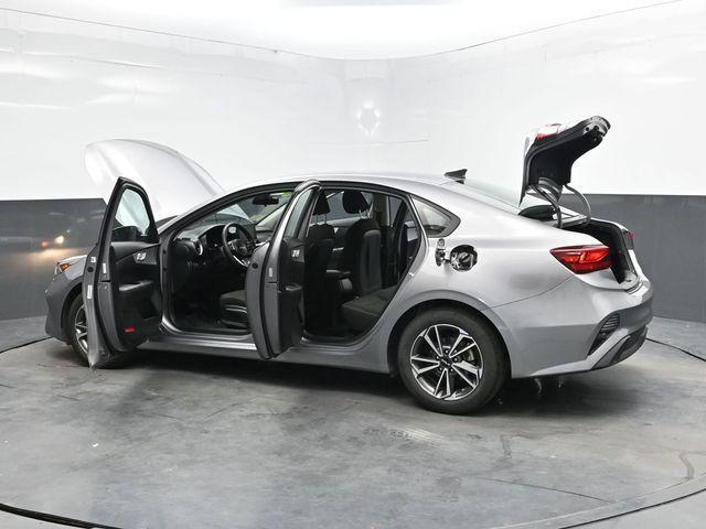 Photo of 2023 Steel Gray Kia Forte