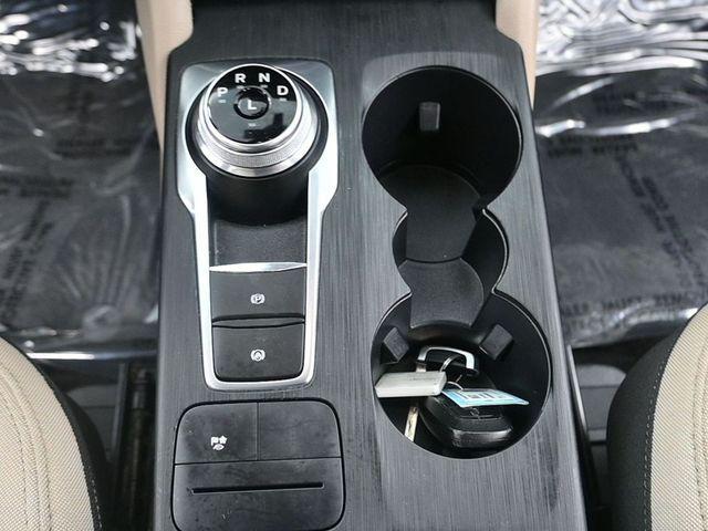Photo of 2021 Black Metallic Ford Escape