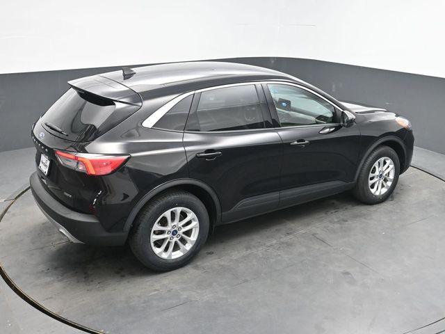 Photo of 2021 Black Metallic Ford Escape