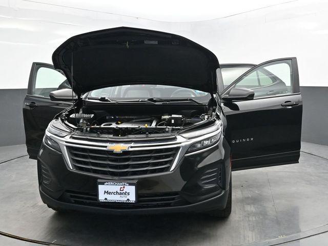 Photo of 2023 Mosaic Black Metallic Chevrolet Equinox