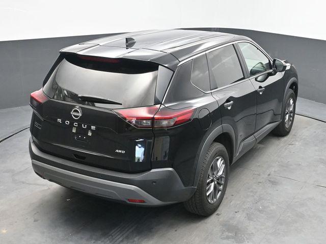 Photo of 2023 Super Black Nissan Rogue