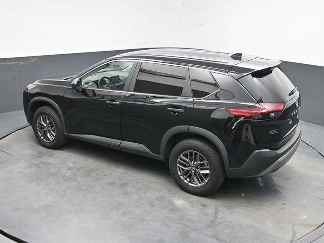 Photo of 2023 Super Black Nissan Rogue