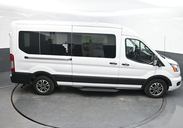 Photo of 2022 Oxford White Ford Transit-350