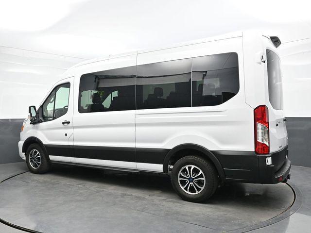 Photo of 2022 Oxford White Ford Transit-350
