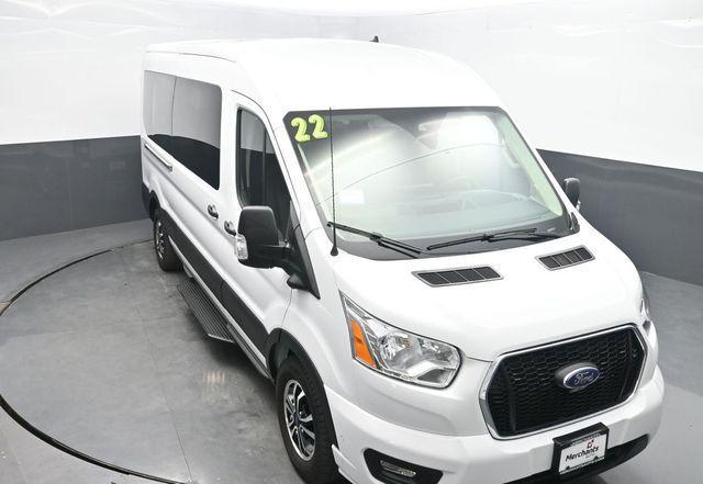 Photo of 2022 Oxford White Ford Transit-350