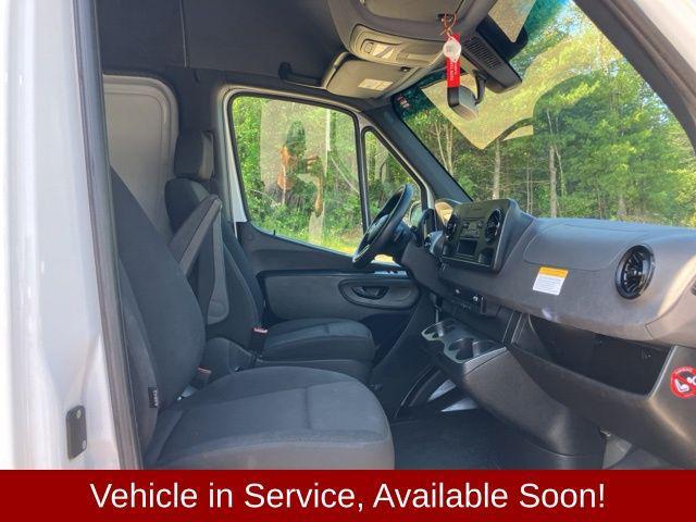 Photo of 2023 White Mercedes-Benz Sprinter 2500