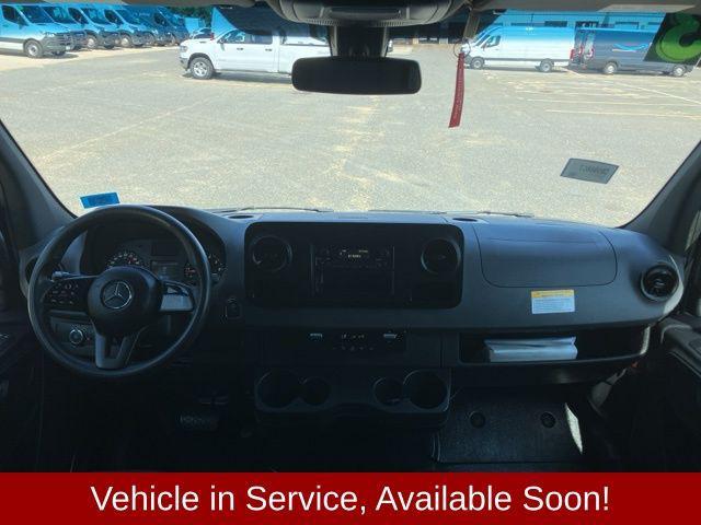 Photo of 2023 White Mercedes-Benz Sprinter 2500