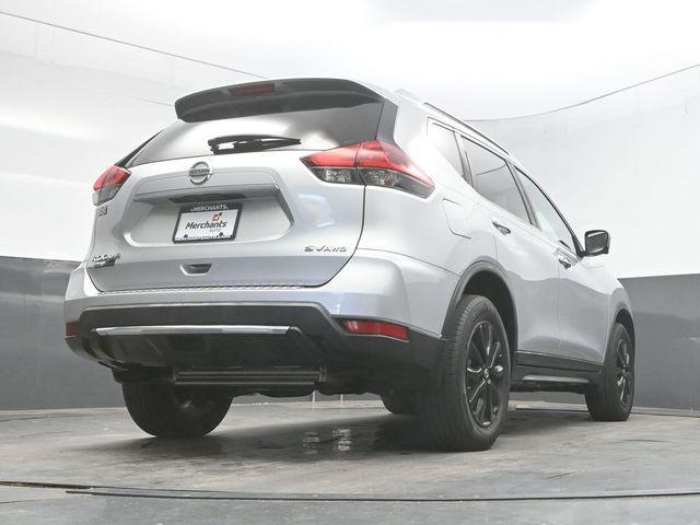 Photo of 2018 Brilliant Silver Nissan Rogue