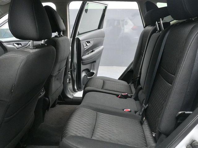 Photo of 2018 Brilliant Silver Nissan Rogue