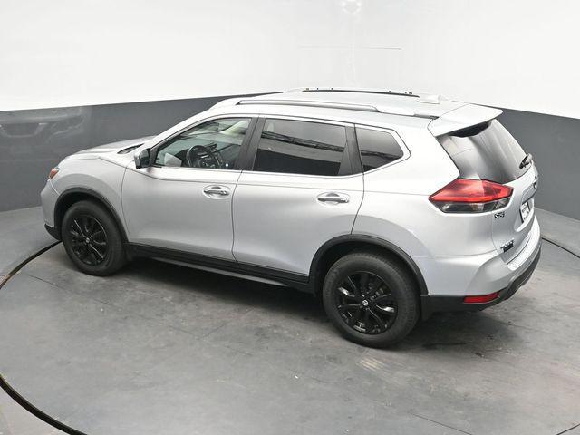 Photo of 2018 Brilliant Silver Nissan Rogue