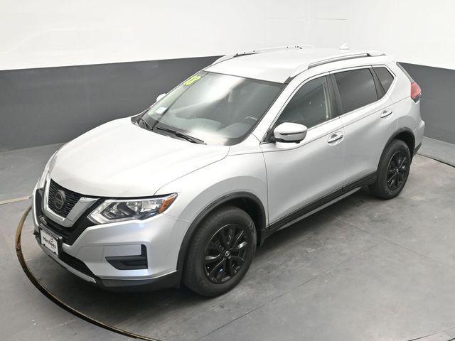 Photo of 2018 Brilliant Silver Nissan Rogue