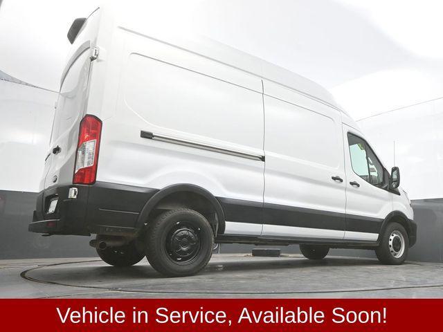 Photo of 2023 Oxford White Ford Transit-250