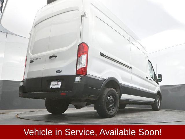 Photo of 2023 Oxford White Ford Transit-250