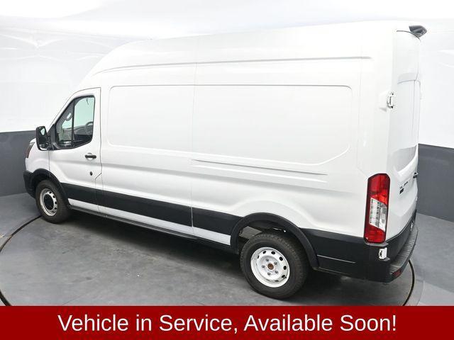 Photo of 2023 Oxford White Ford Transit-250