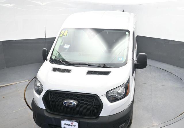 Photo of 2024 Oxford White Ford Transit-350