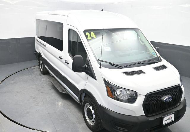 Photo of 2024 Oxford White Ford Transit-350
