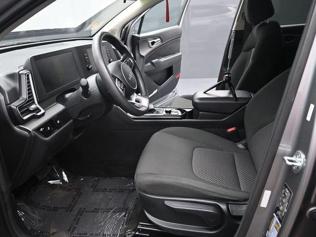 Photo of 2023 Steel Gray Kia Sportage