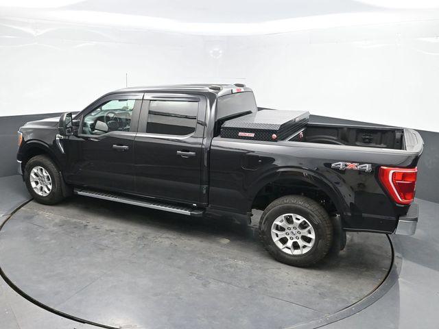 Photo of 2022 Agate Black Metallic Ford F-150