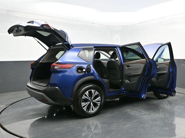 Photo of 2021 Caspian Blue Metallic Nissan Rogue