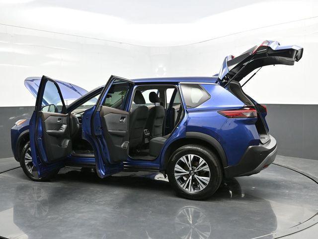 Photo of 2021 Caspian Blue Metallic Nissan Rogue
