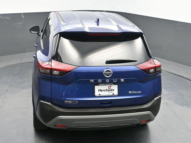 Photo of 2021 Caspian Blue Metallic Nissan Rogue