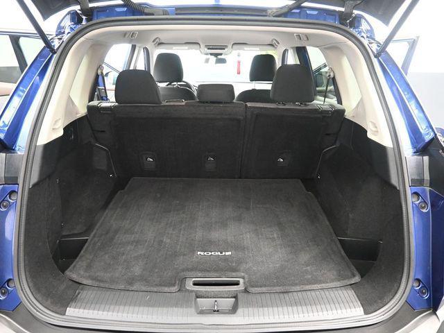 Photo of 2021 Caspian Blue Metallic Nissan Rogue