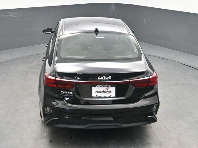 Photo of 2023 Aurora Black Kia Forte