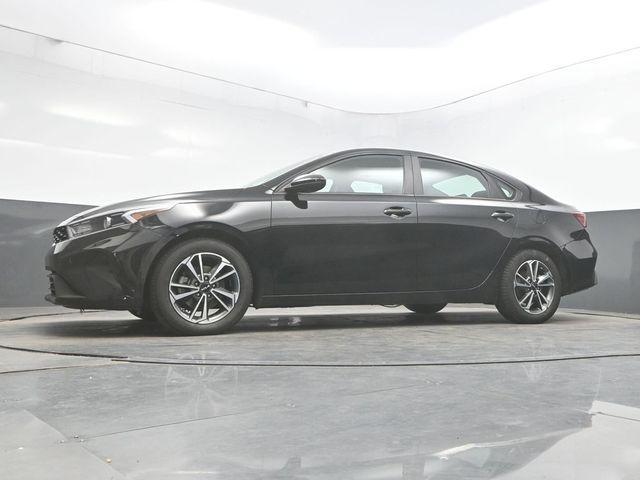 Photo of 2023 Aurora Black Kia Forte