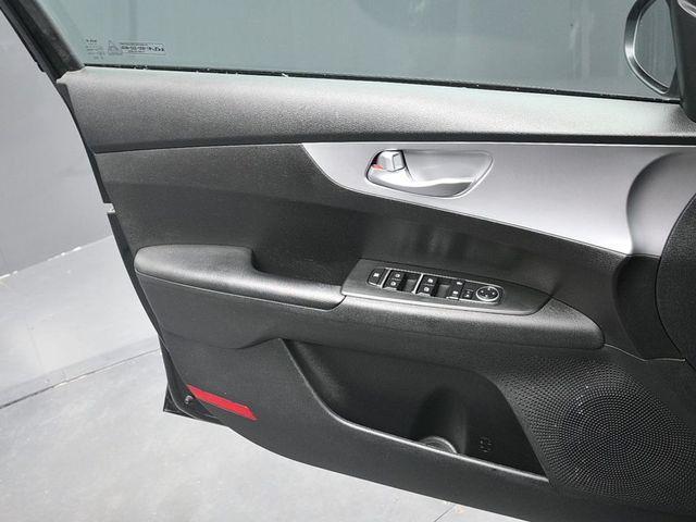 Photo of 2023 Aurora Black Kia Forte